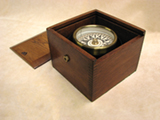 19th century gimbal mounted Mariners small boat compass in oak case